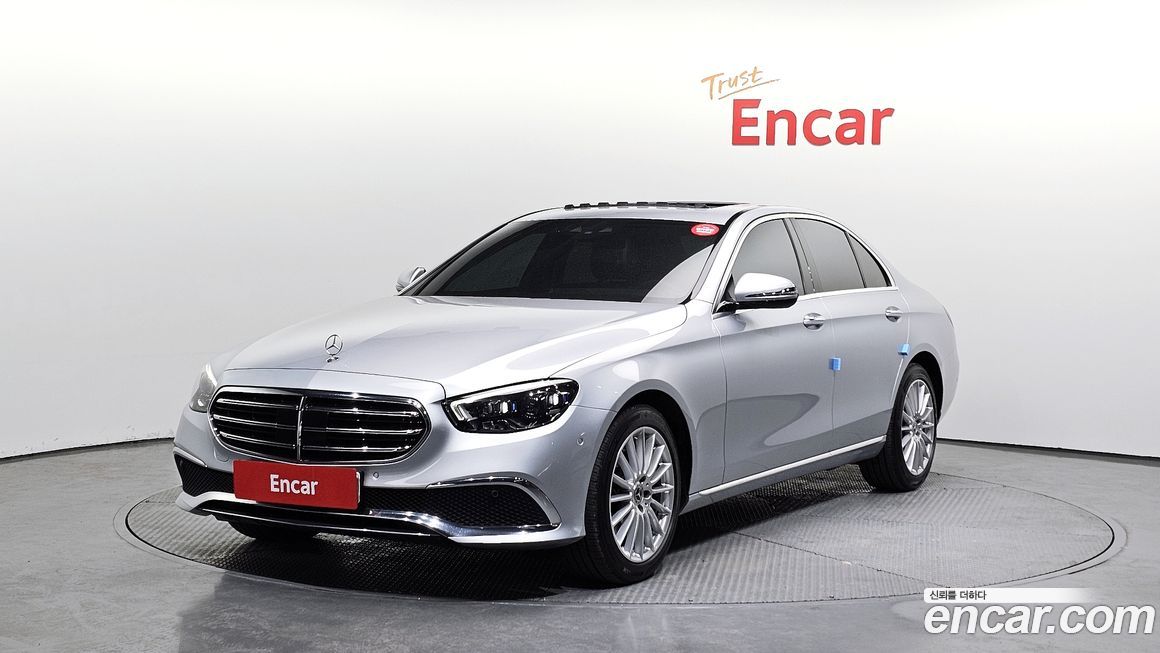 Mercedes-Benz E-Class 2021