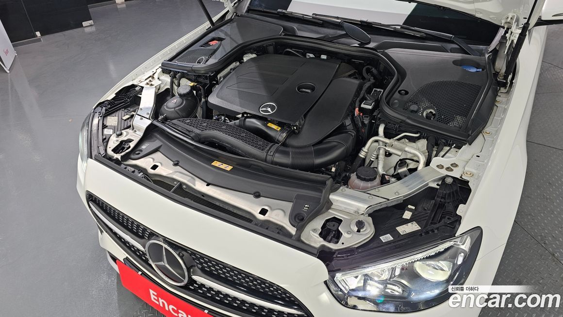 Mercedes-Benz E-Class 2021