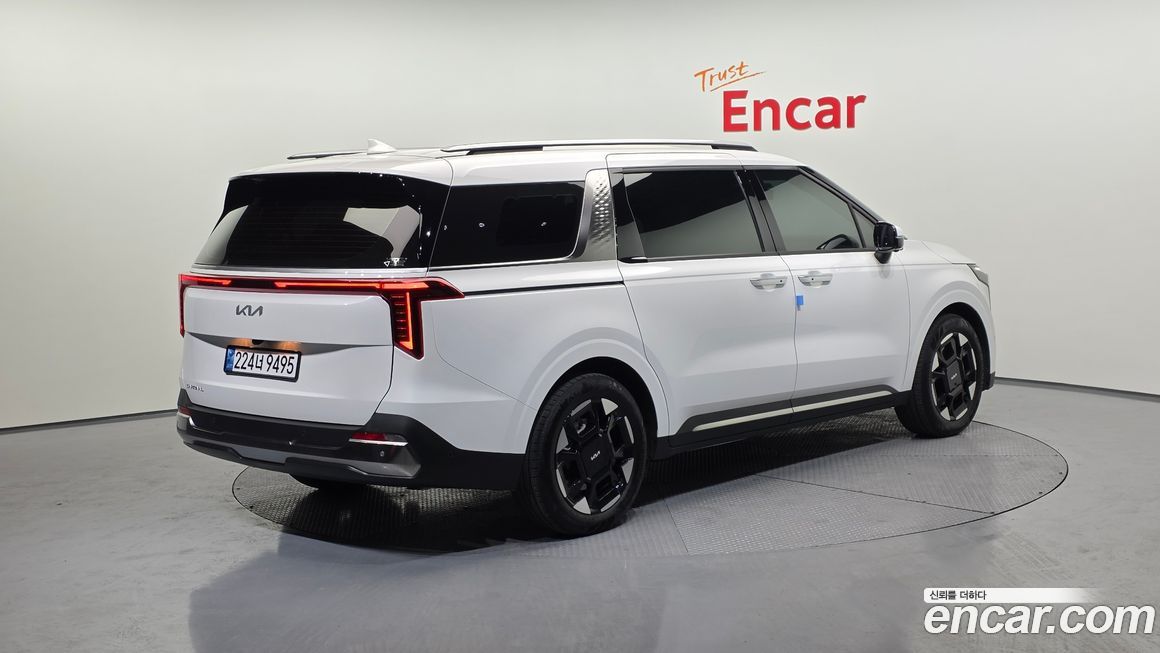 Kia Canival 2024