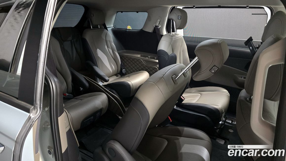 Kia Canival 2024