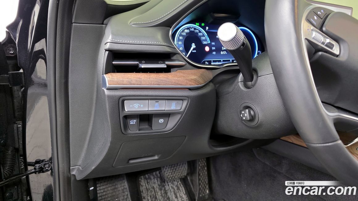 Genesis G80 2023