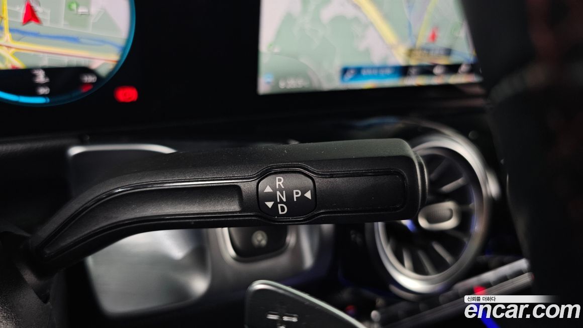 Mercedes-Benz GLB-Class 2022