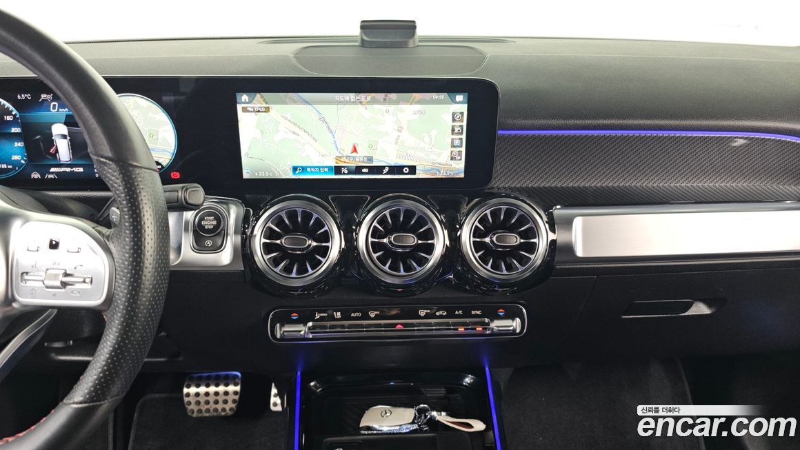 Mercedes-Benz GLB-Class 2022