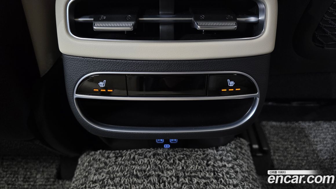 Genesis GV70 2023