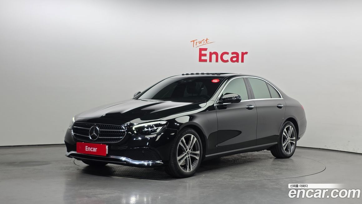 Mercedes-Benz E-Class 2023