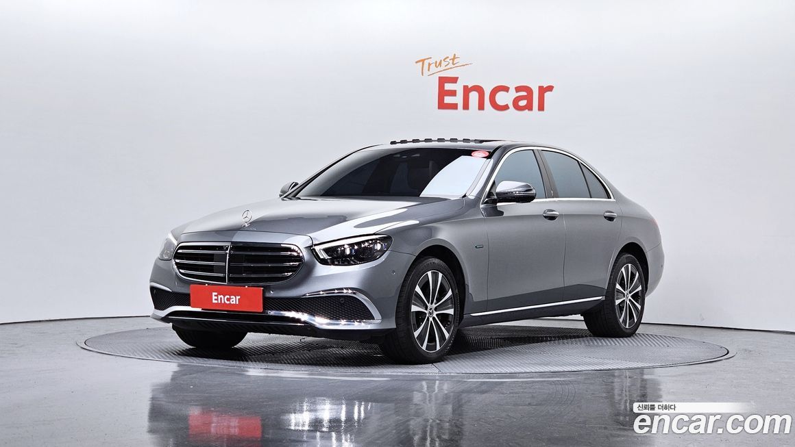 Mercedes-Benz E-Class 2021
