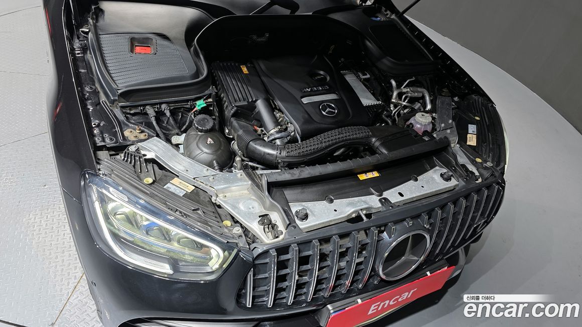 Mercedes-Benz GLC-Class 2021