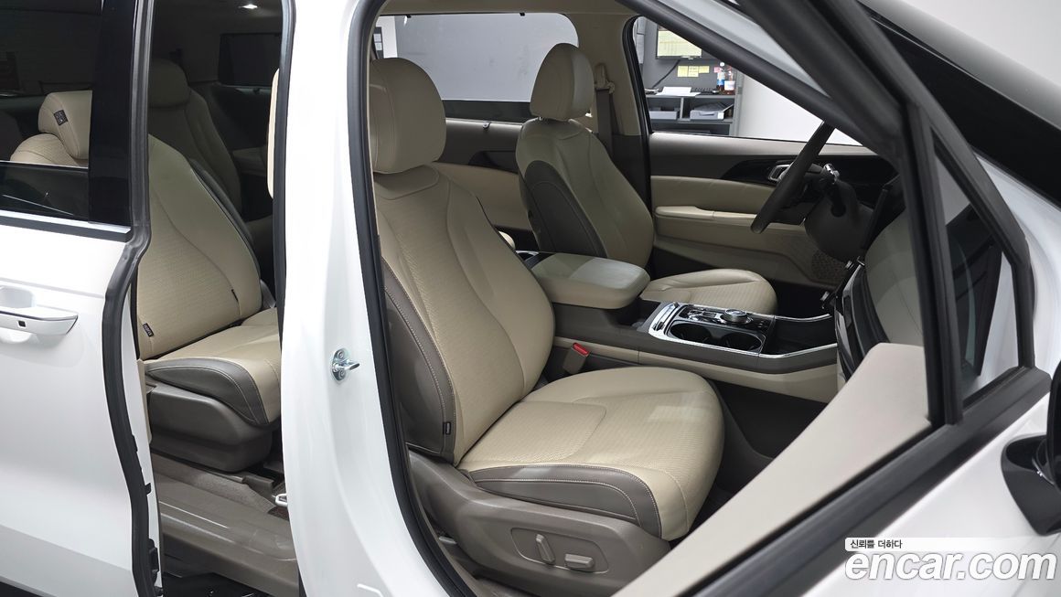 Kia Canival 2025