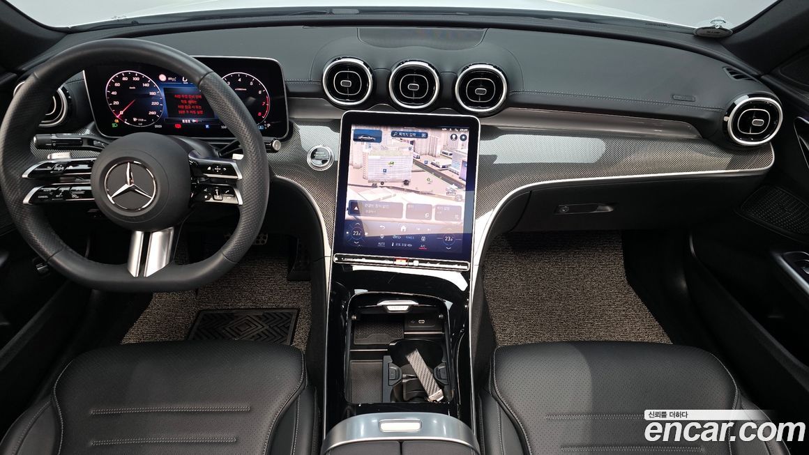 Mercedes-Benz C-Class 2024