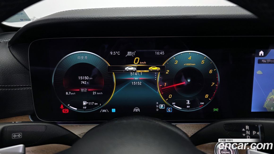 Mercedes-Benz E-Class 2022
