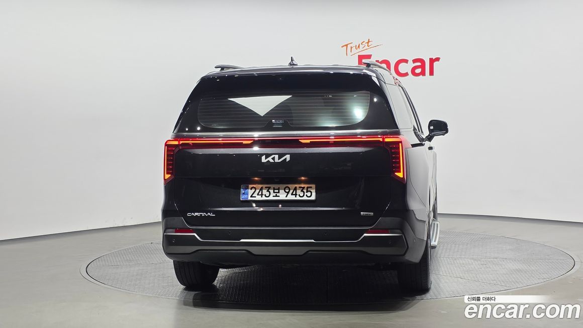 Kia Canival 2024