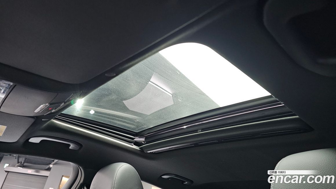 Mercedes-Benz GLC-Class 2021