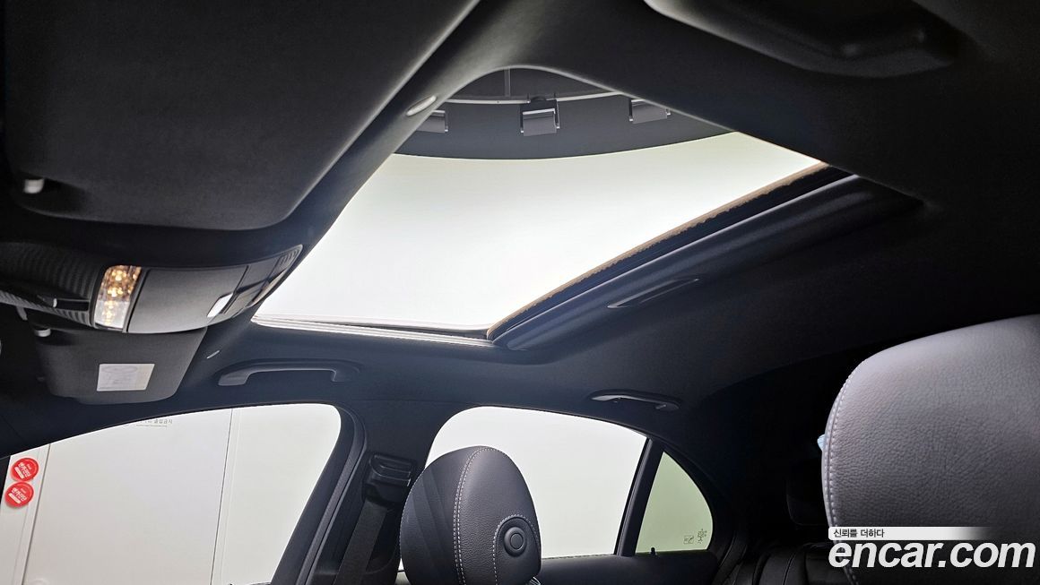 Mercedes-Benz E-Class 2023