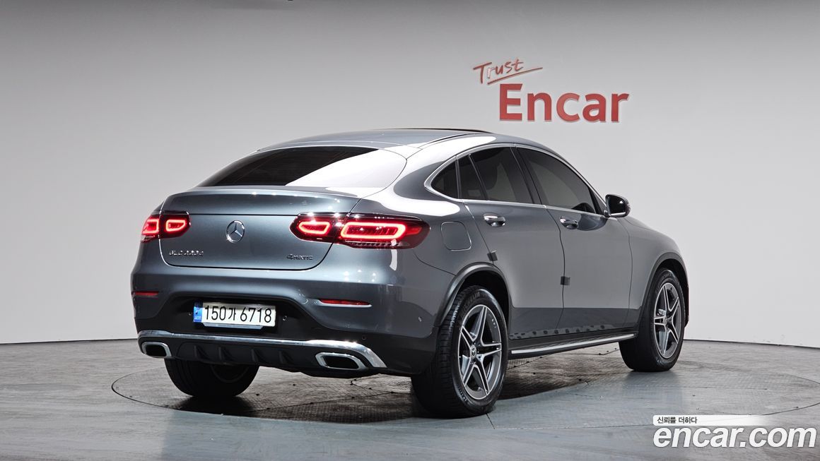 Mercedes-Benz GLC-Class 2021