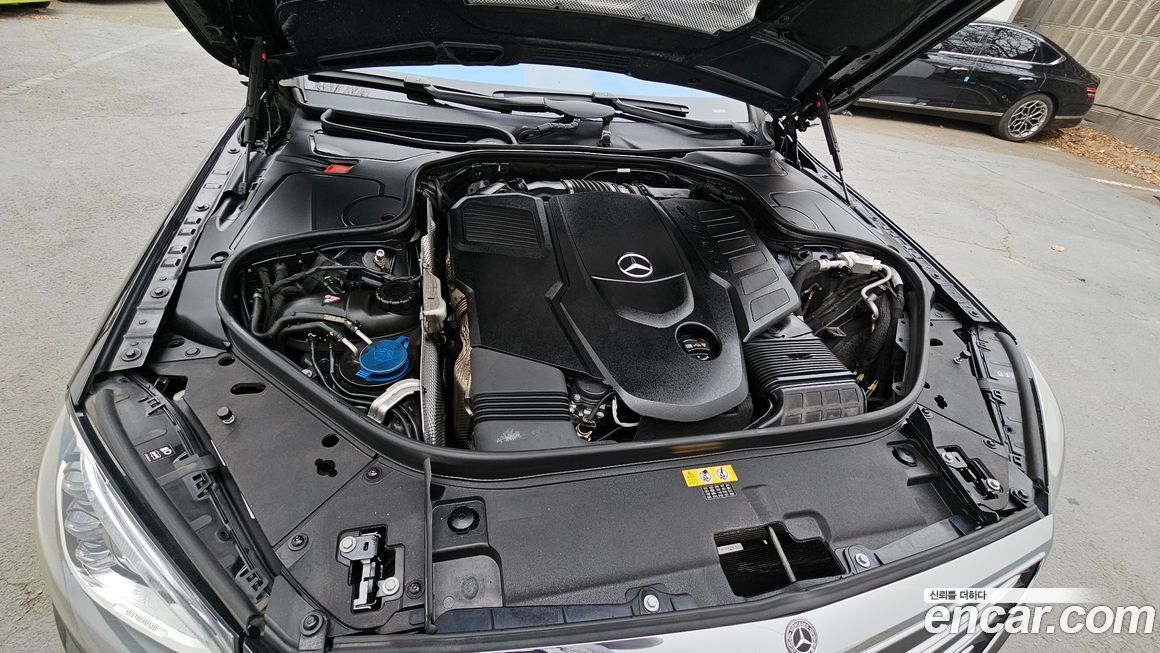 Mercedes-Benz S-Class 2019