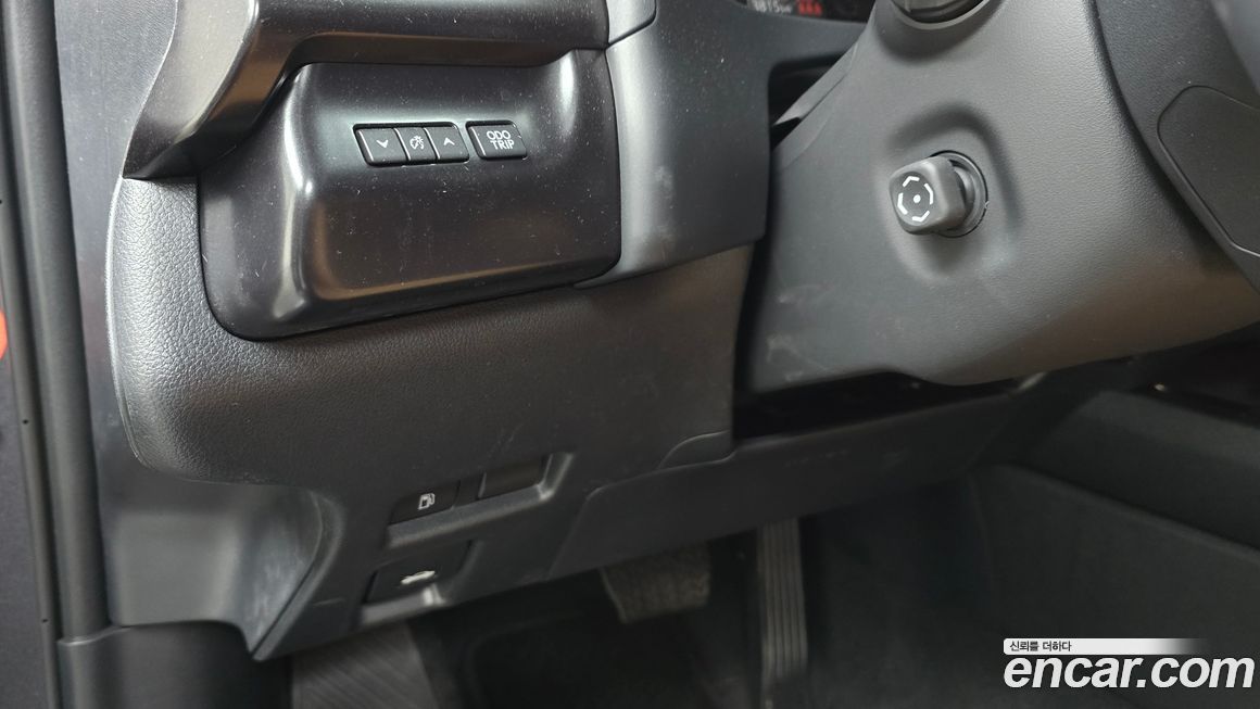 Lexus UX 2026