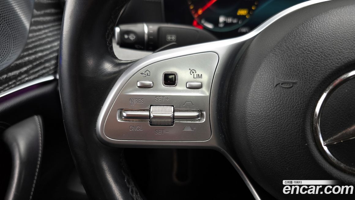 Mercedes-Benz CLS-Class 2021