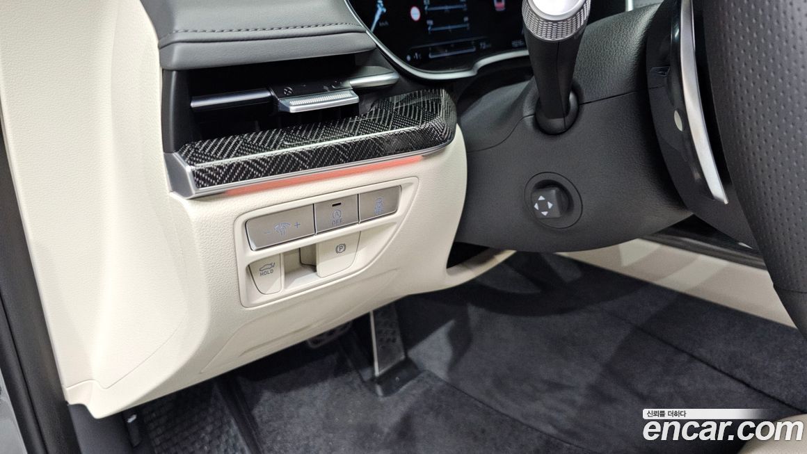 Genesis G80 2023