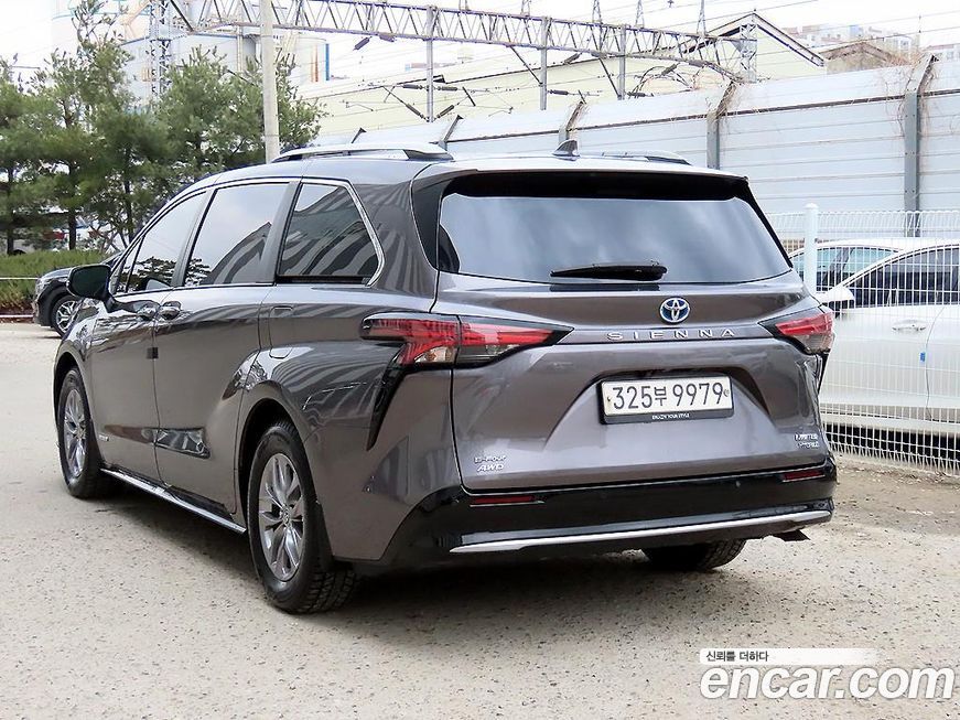 Toyota Sienna 2021