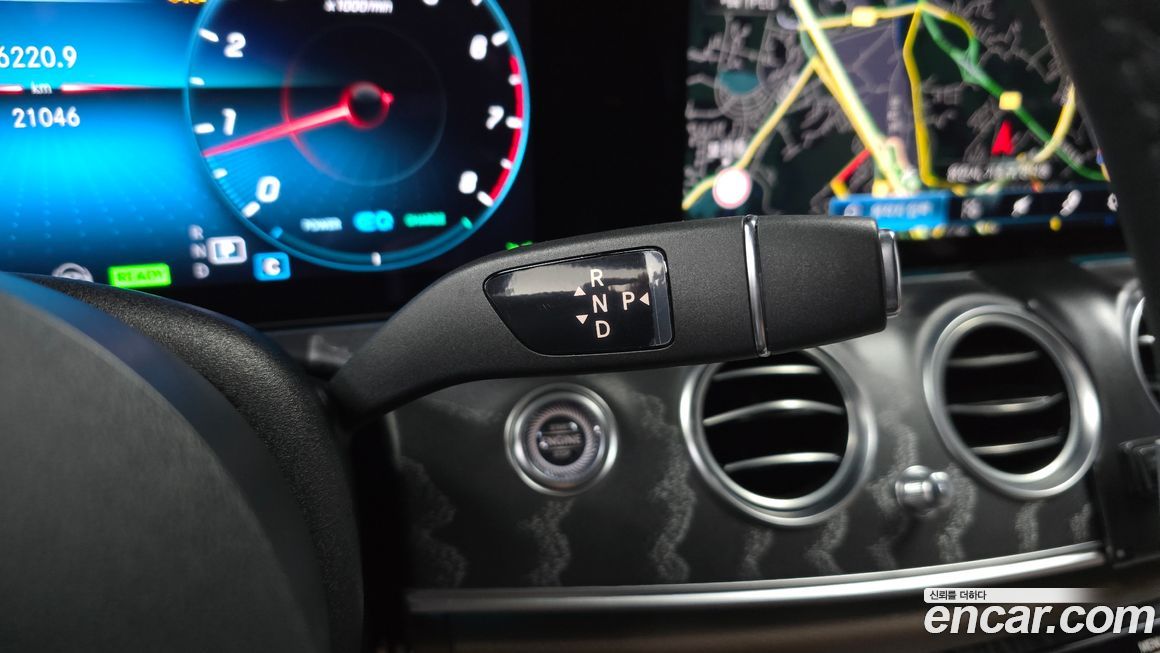 Mercedes-Benz E-Class 2022