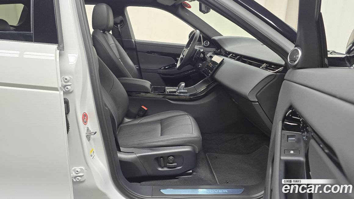 Land Rover Range Rover Evoque 2024