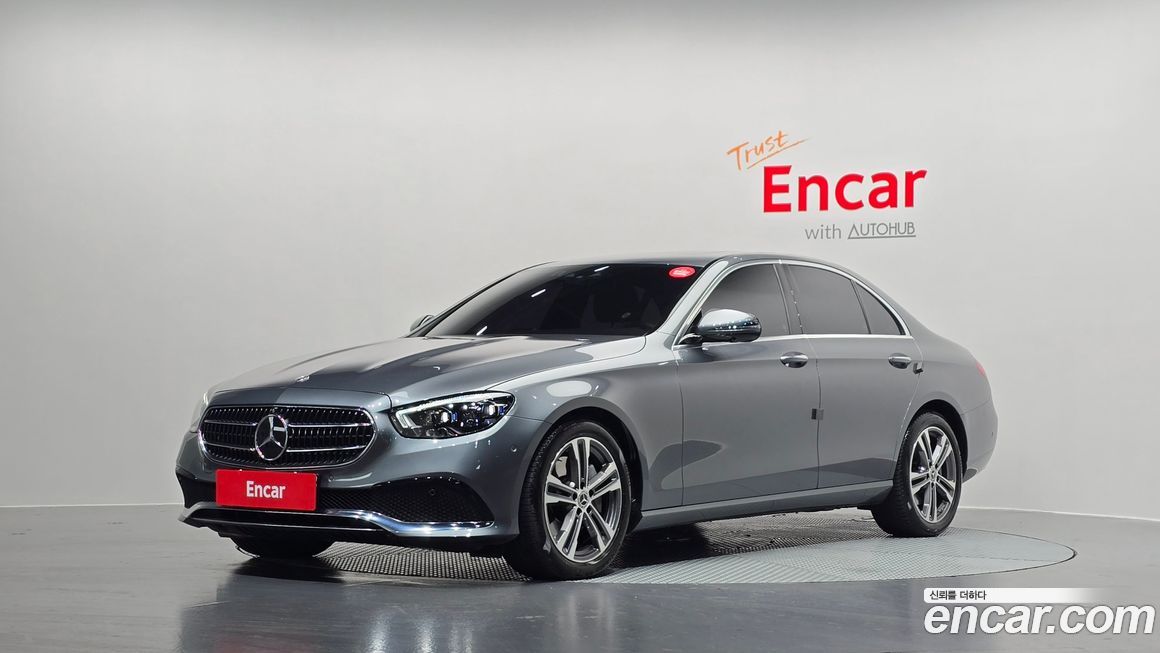 Mercedes-Benz E-Class 2022