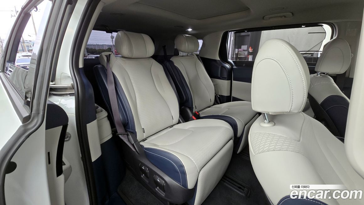 Kia Canival 2024