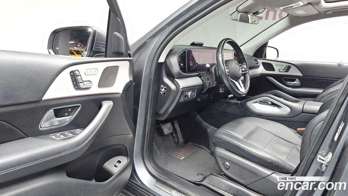 Mercedes-Benz GLE-Class 2020