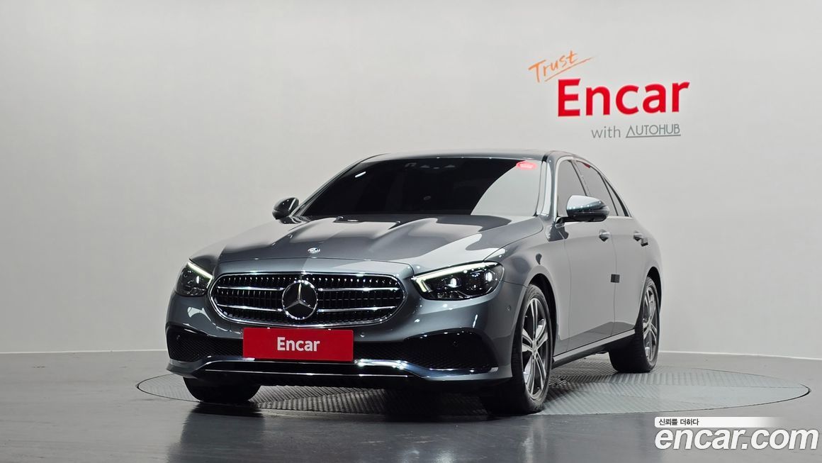 Mercedes-Benz E-Class 2022