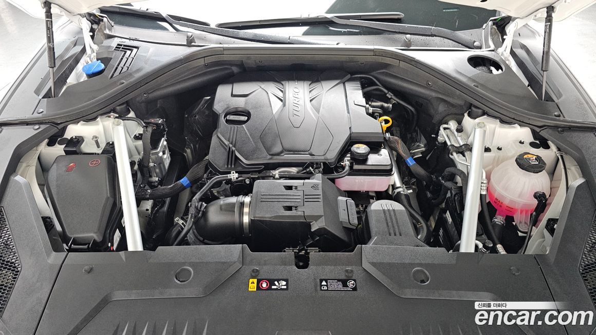 Genesis GV70 2025