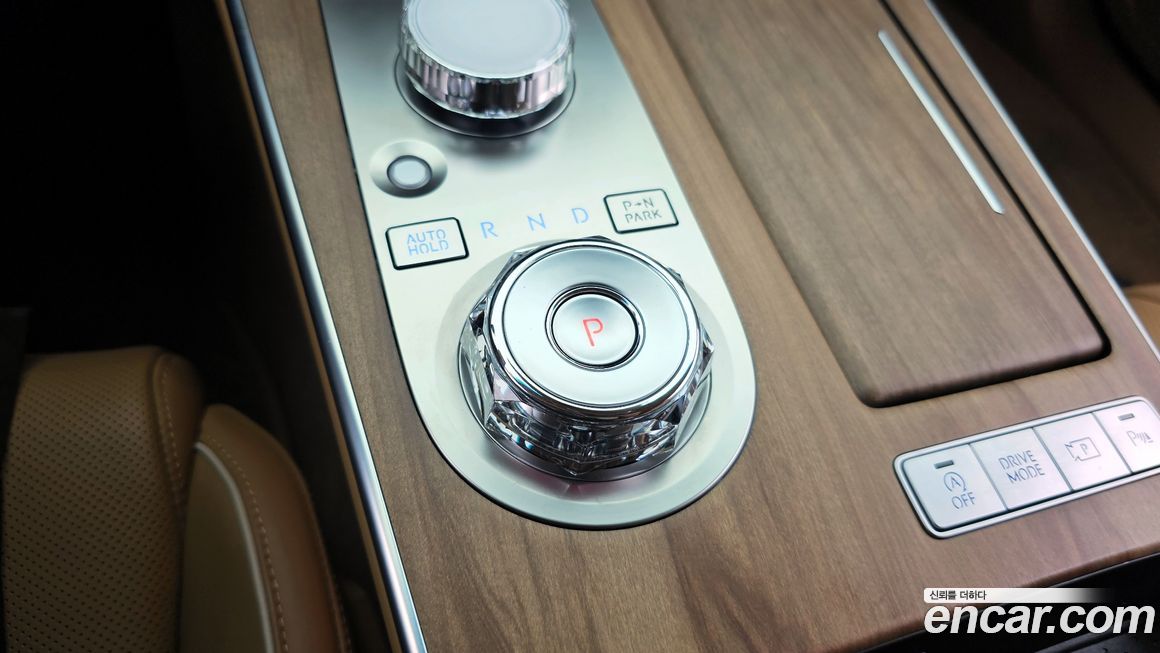 Genesis G80 2025