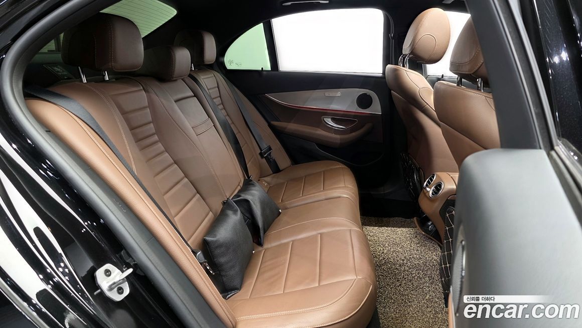 Mercedes-Benz E-Class 2020