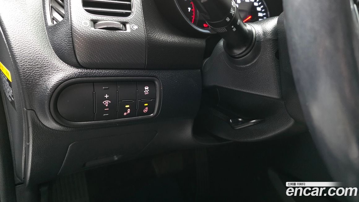 Kia K3 2016