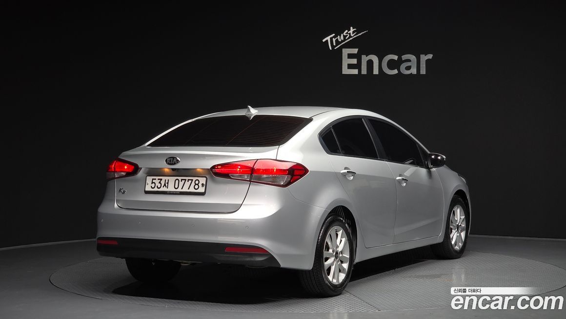 Kia K3 2016