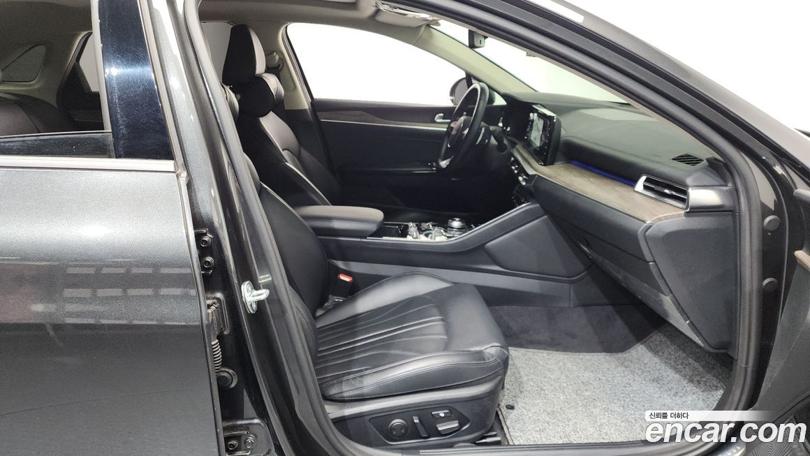 Kia K5 2023
