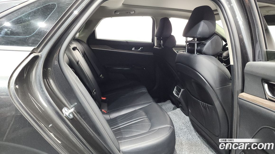 Kia K5 2023