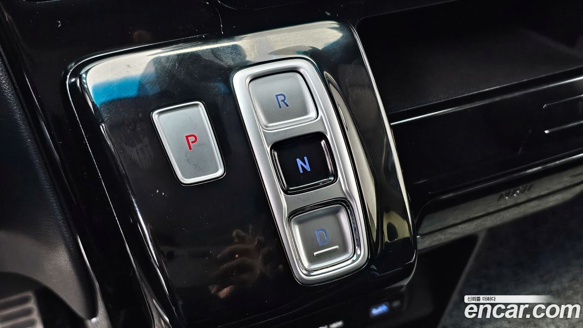 Hyundai Staria 2023