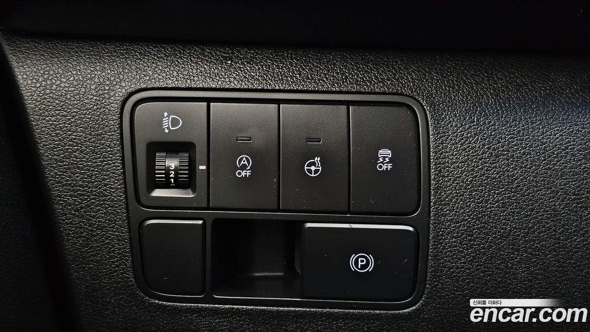 Hyundai Staria 2023