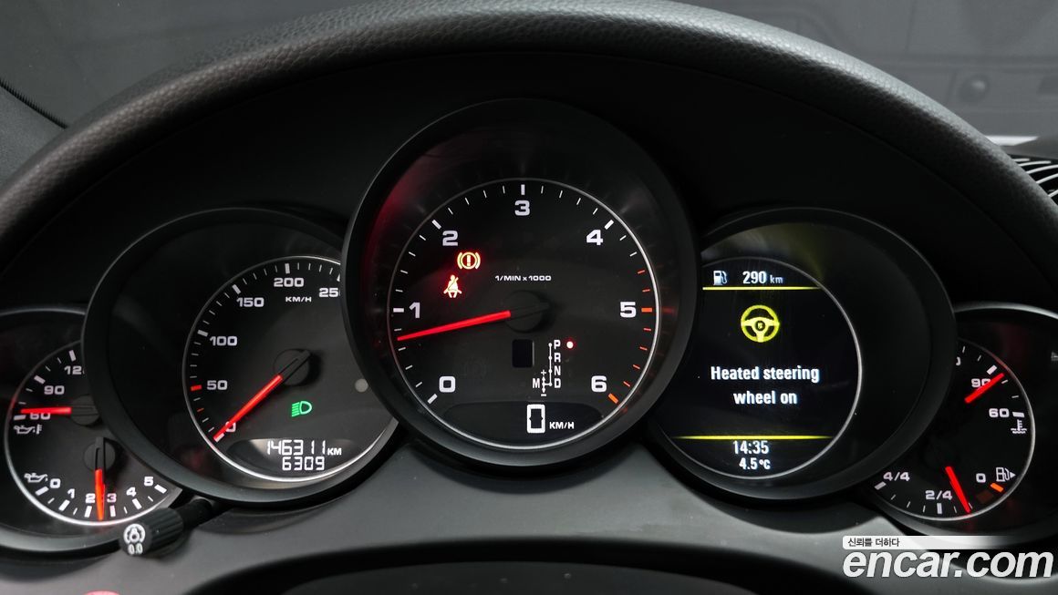 Porsche Cayenne 2014