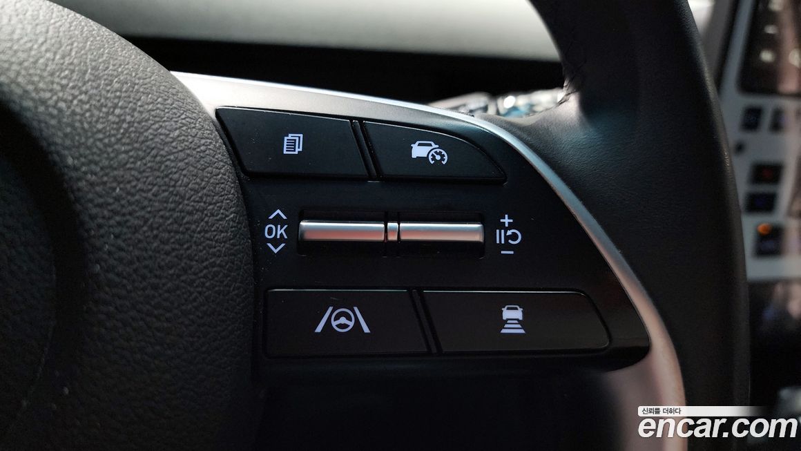 Hyundai Staria 2025