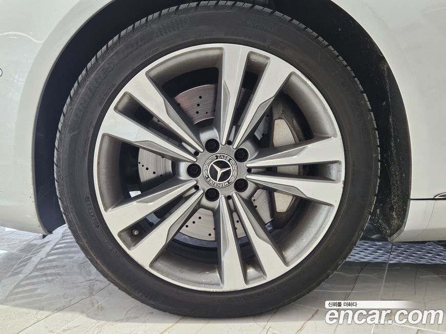 Mercedes-Benz S-Class 2014