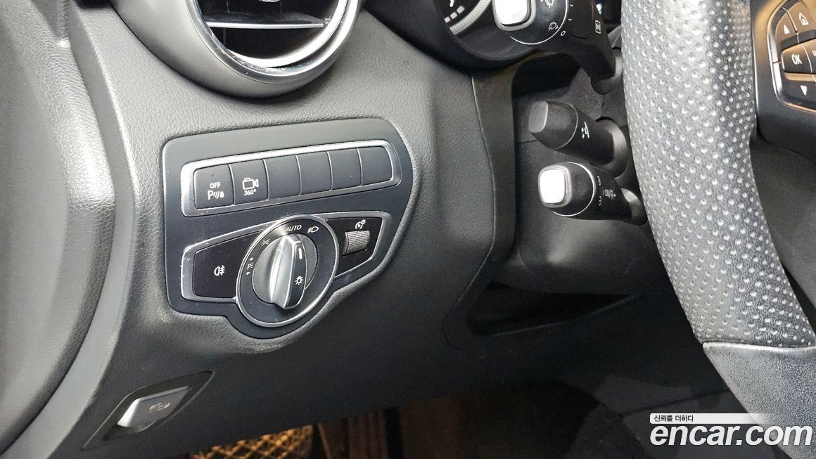 Mercedes-Benz GLC-Class 2019