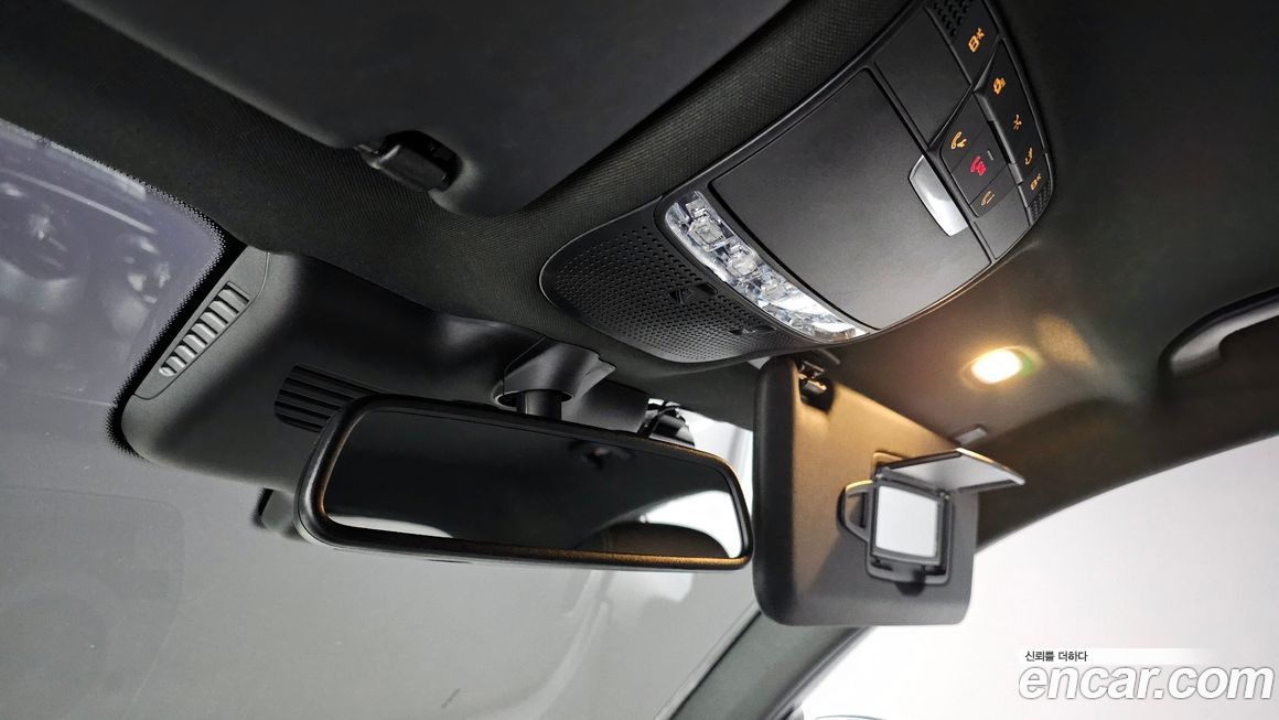 Mercedes-Benz GLC-Class 2019