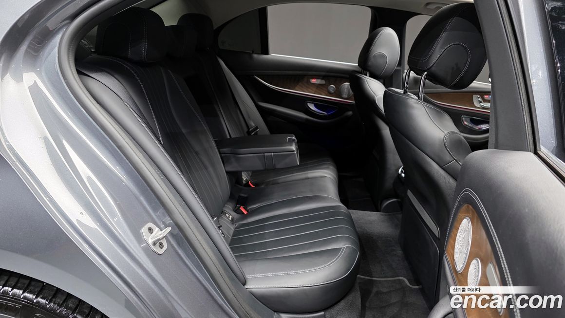 Mercedes-Benz E-Class 2020