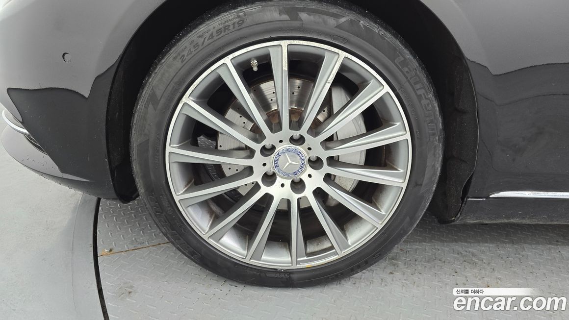 Mercedes-Benz S-Class 2016