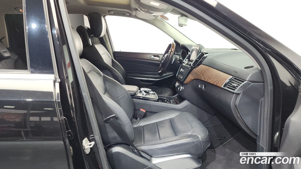 Mercedes-Benz GLS-Class 2017