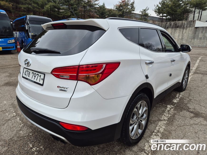 Hyundai Santafe 2015
