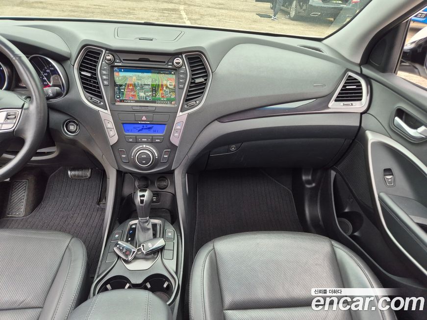 Hyundai Santafe 2015