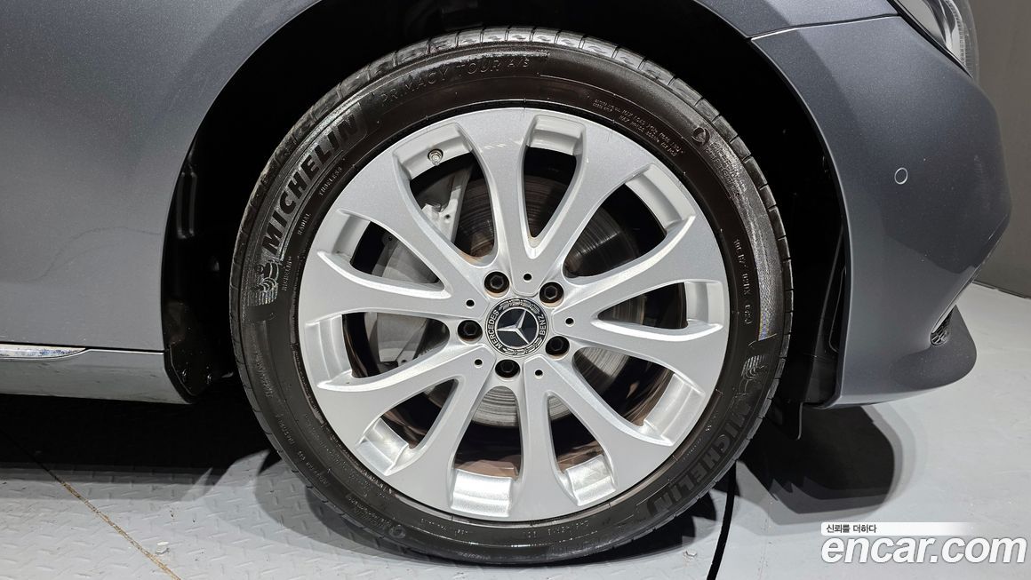 Mercedes-Benz E-Class 2020