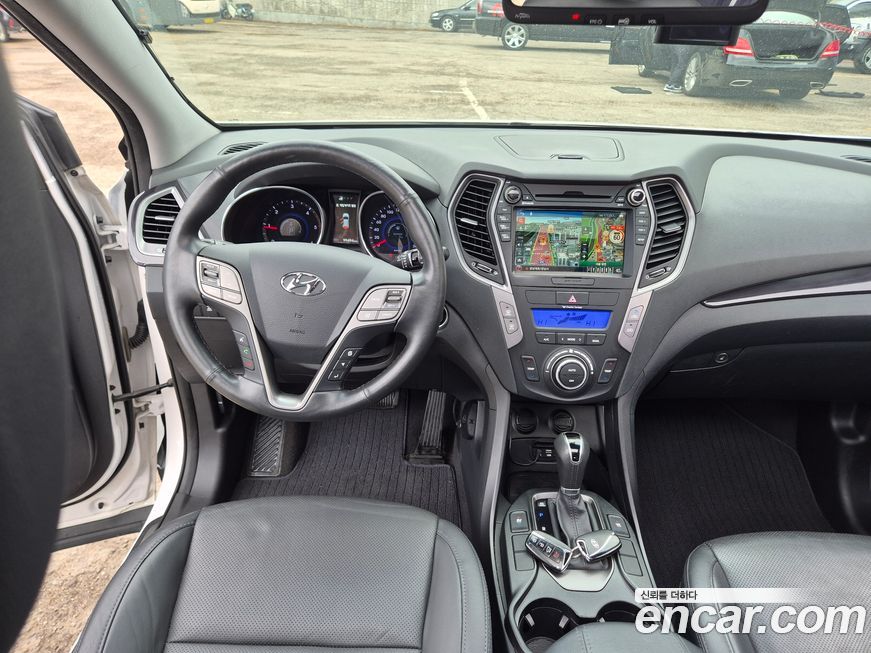 Hyundai Santafe 2015